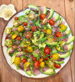 ブリとアボカド、やさしさのカルパッチョ