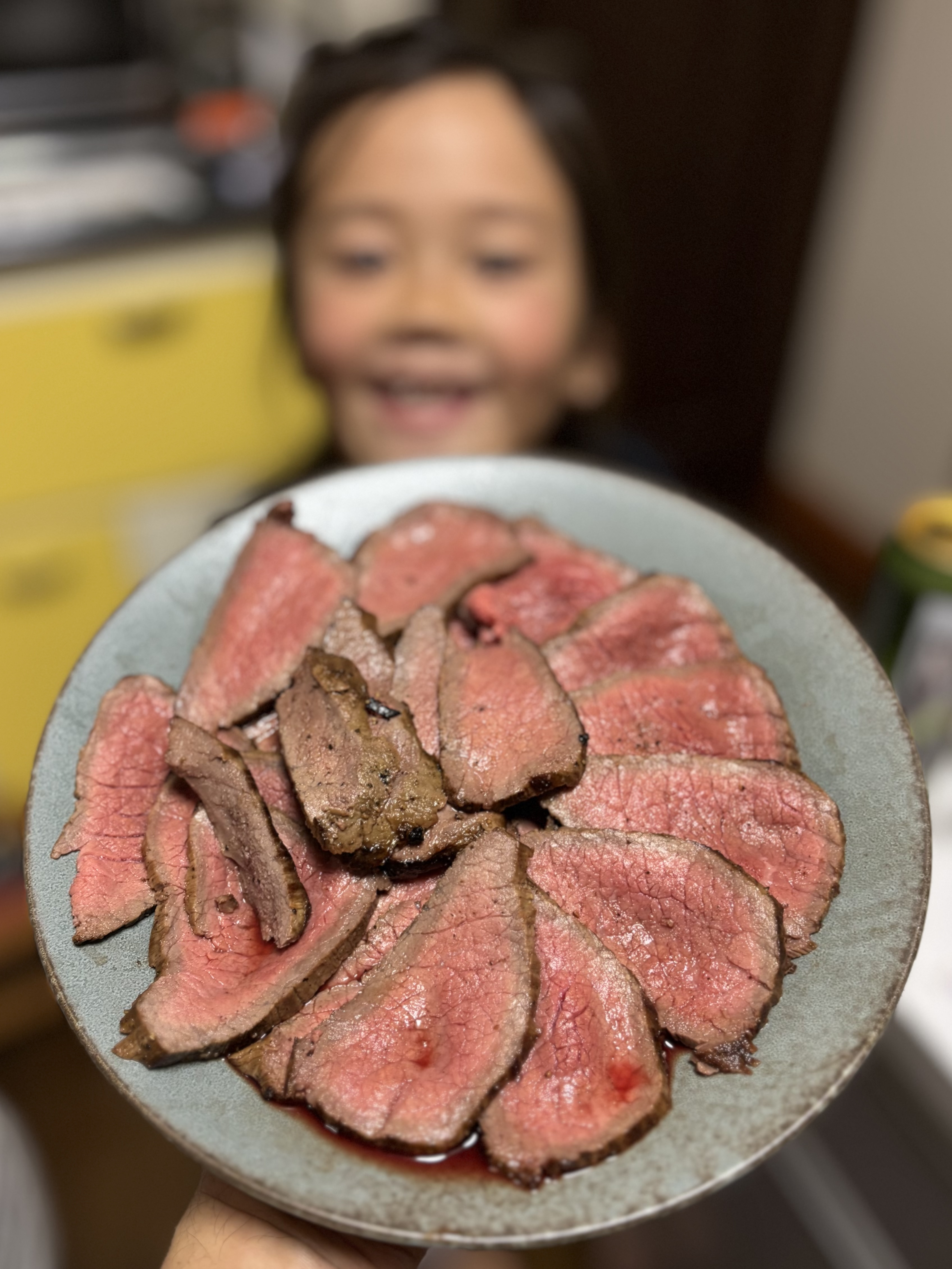 低温調理の簡単ローストビーフ